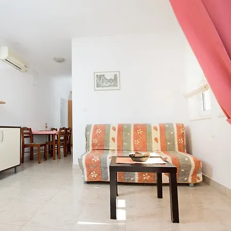 Ksenija Apartman