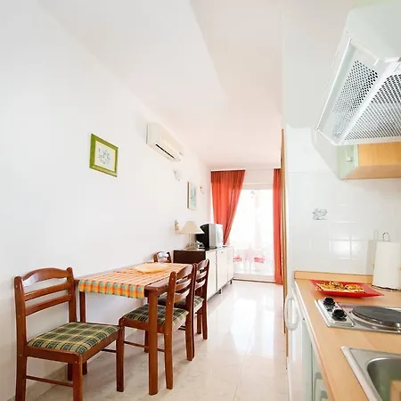 Apartment Ksenija Rogoznica (Sibenik-Knin)