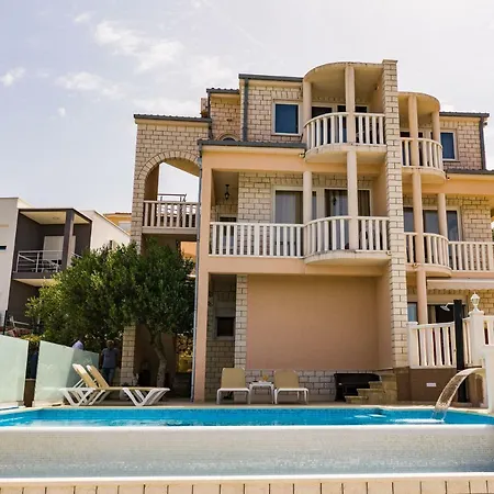 Ksenija Apartman Rogoznica (Sibenik-Knin)