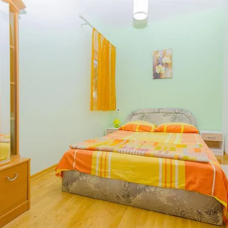 Apartman Ksenija Rogoznica (Sibenik-Knin)