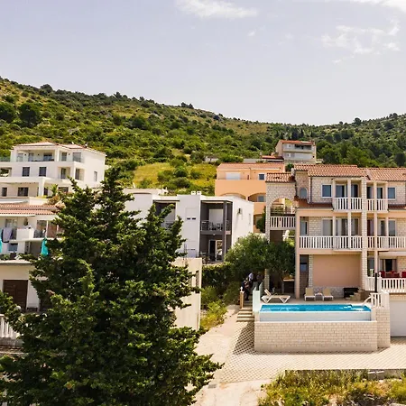 Apartment Ksenija *