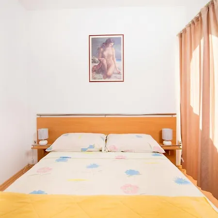 Ksenija * Rogoznica (Sibenik-Knin)