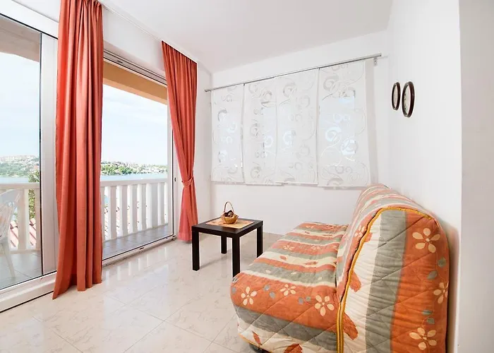 Ksenija روغوزنيكا