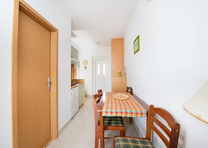 Ksenija Daire Rogoznica (Sibenik-Knin)