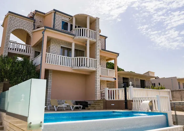 Ksenija روغوزنيكا